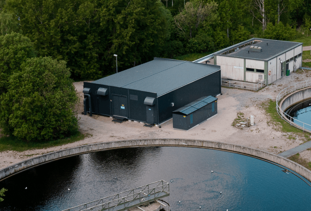 Lahti Energia. Tänä kesänä Lahti Energian savupiiput ovat jääneet käyttämättömiksi.